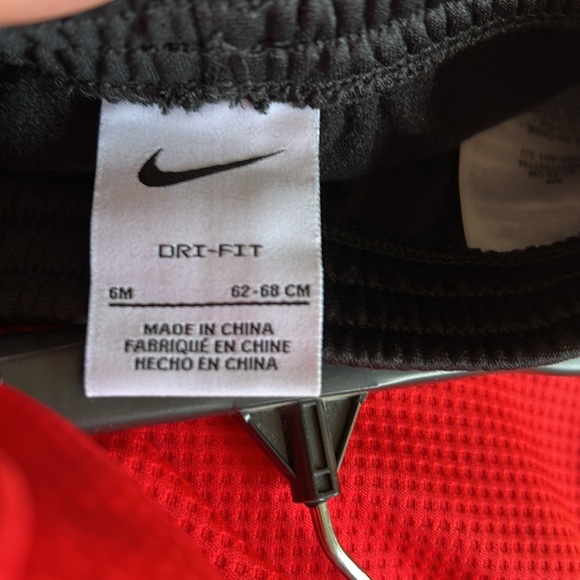 🌟NWT🌟 Nike Dri-Fit 2-Piece Set - Picture 10 of 11